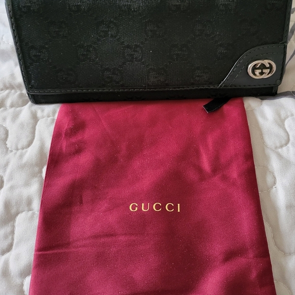 Gucci Black Wallet-EUC - Picture 14 of 14